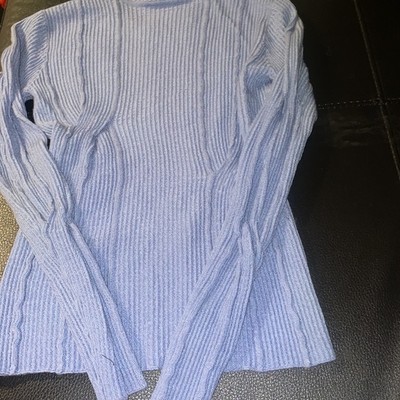 🩵 $990 
Rosetta Getty
Wool Reversed Cable-Strip Sweater- baby blue - Picture 7 of 7
